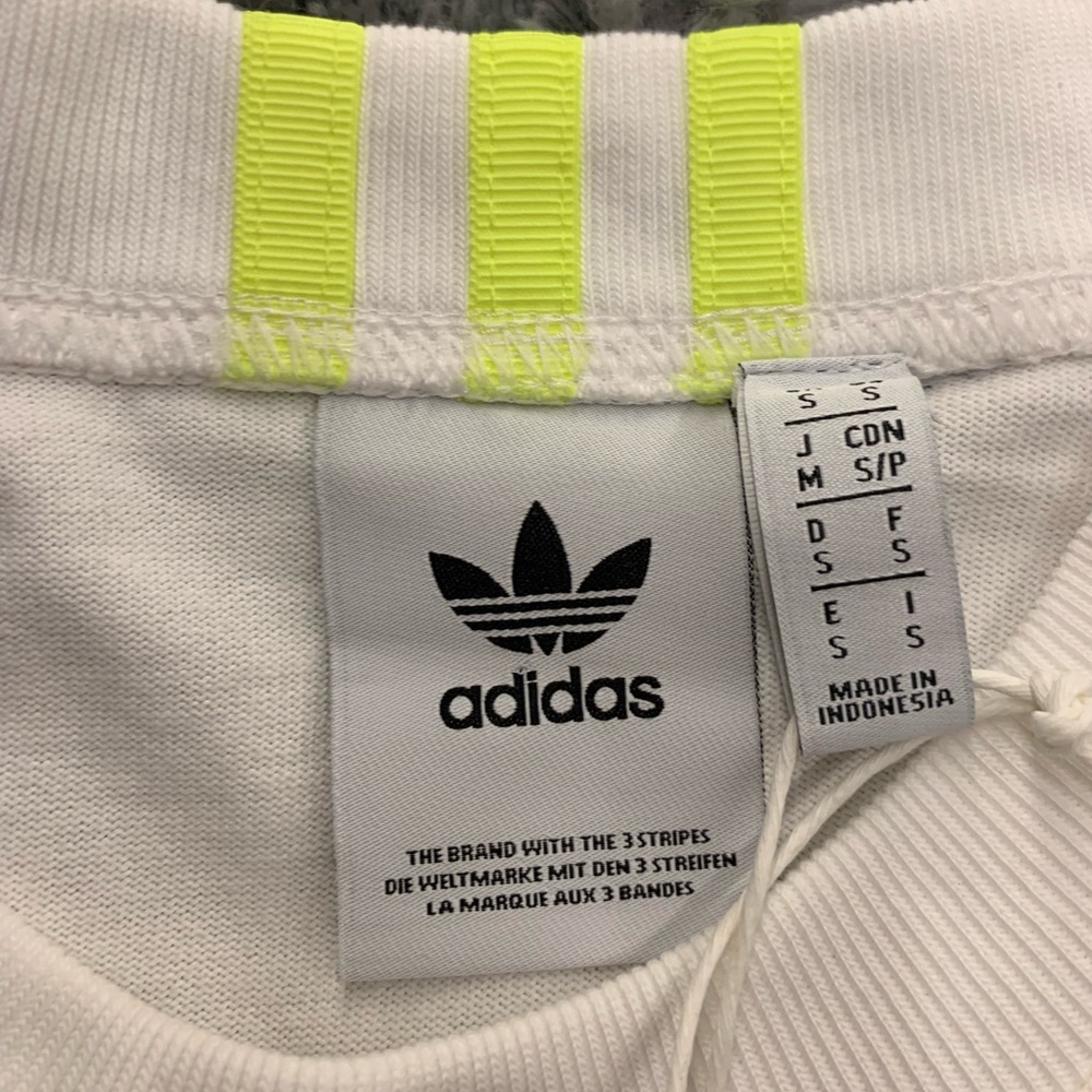 Adidas Silicone Print T-Shirt - Picture 2 of 5